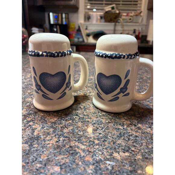 Vintage Corelle "Blue Heart" Stoneware Salt Pepper Shakers 90's - Picture 5 of 6